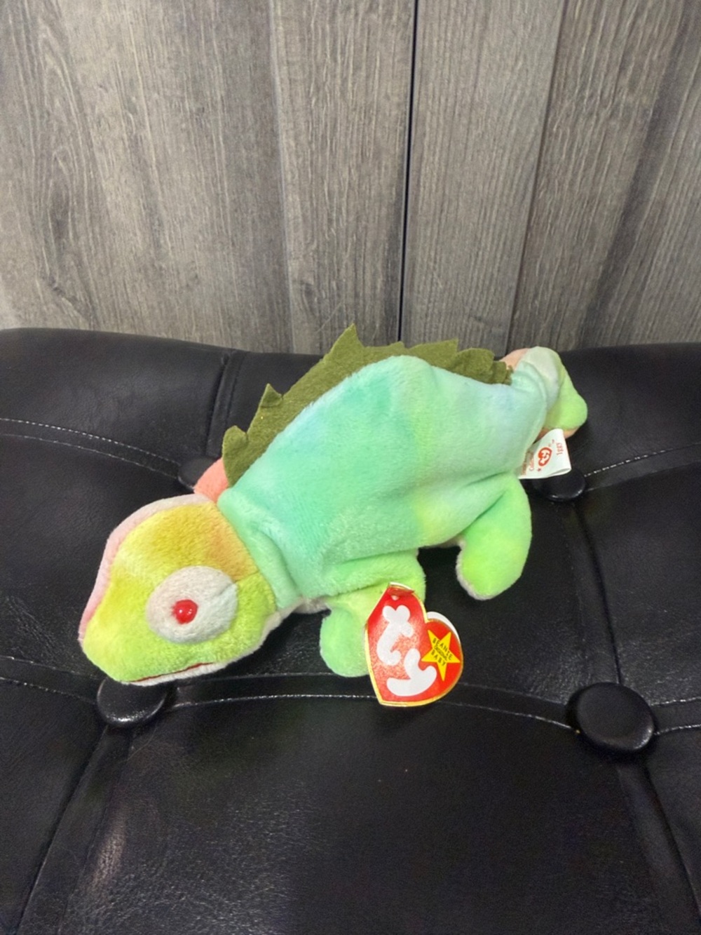 Retired Iggy The Iguana Lizard 1997 Ty Beanie Babies Baby With Original Tag